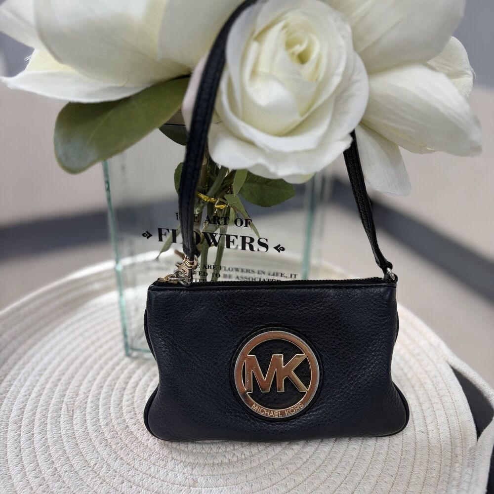 Michael Kors Black Pebbled Leather Fulton Y2K Logo Medallion Wristlet Pouch